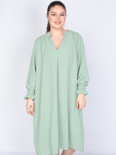 Skjortekjole med smock skuldre - Brystmål 130cm